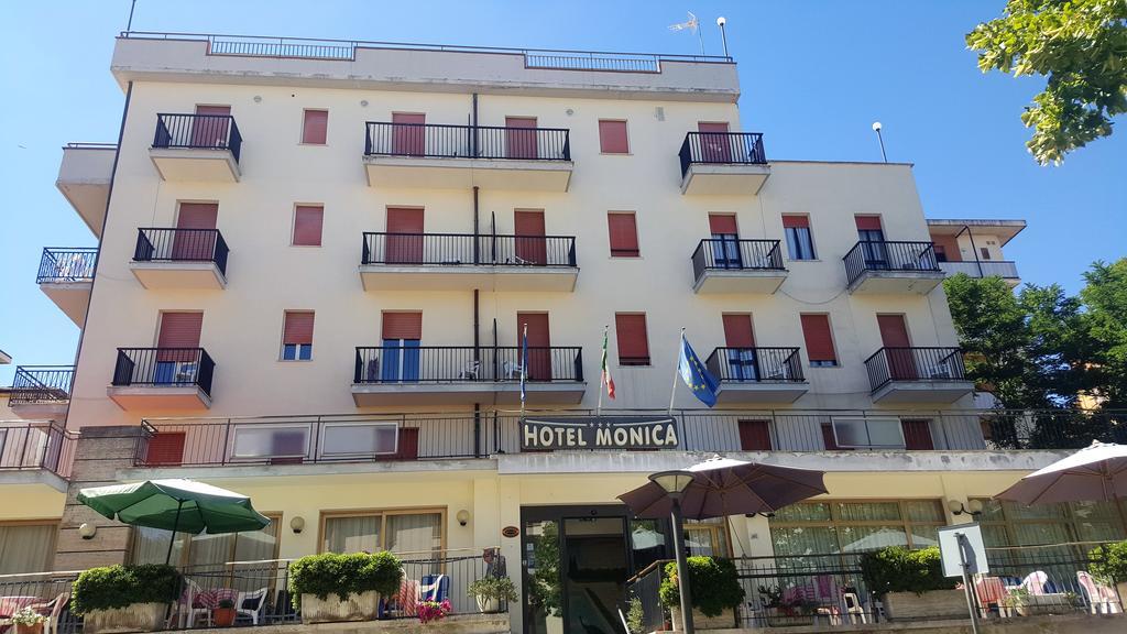 Hotel Monica تْشيانشانو  تيرمي المظهر الخارجي الصورة